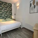 Hotel Saint Jean 2*